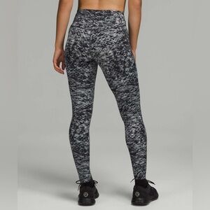 Lululemon Base Pace High-Rise Tight 28"
Estuary Grey Multi